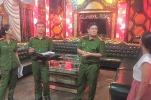 Nghệ An: Có 6/399 cơ sở kinh doanh karaoke, bar, pub đủ điều kiện hoạt động