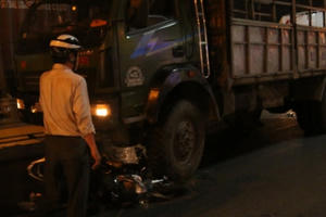 Va chạm trực diện xe tải, nguyên hiệu phó trường cao đẳng thực phẩm Đà Nẵng tử vong Va chạm trực diện xe tải, nguyên hiệu phó trường cao đẳng thực phẩm Đà Nẵng tử vong