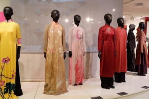 “Đánh thức bảo tàng”, được không?