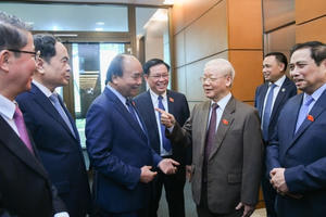 Chùm ảnh: Bên lề phiên khai mạc Kỳ họp thứ 3, Quốc hội khóa XV Chùm ảnh: Bên lề phiên khai mạc Kỳ họp thứ 3, Quốc hội khóa XV