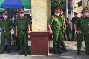 An ninh thắt chặt vụ xét xử vợ chồng Đường "Nhuệ" cùng 4 "đàn em"