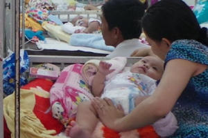 TPHCM: Sốt xuất huyết, tay chân miệng đang “nóng”