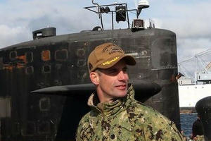 Thuê 10 gái mại dâm phục vụ, tư lệnh hải quân Mỹ mất chức