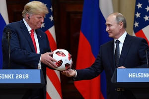 Ông Trump nói cuộc gặp gỡ với ông Putin 'tốt hơn' Hội nghị thượng đỉnh NATO