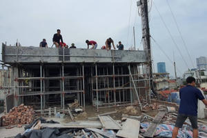 Quận Cầu Giấy ra quân cưỡng chế cắt ngọn công trình vi phạm