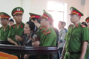 Tính nhân đạo của pháp luật qua phiên tòa xử vợ bí thư xã giết người