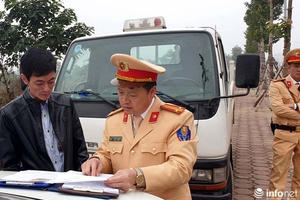 Uống rượu từ hôm trước, sáng hôm sau vẫn bị phạt 17 triệu đồng Uống rượu từ hôm trước, sáng hôm sau vẫn bị phạt 17 triệu đồng