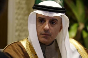 Saudi Arabia dừng các chuyến bay và cắt đứt quan hệ thương mại với Iran