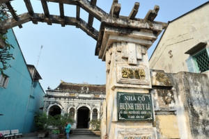 Khám phá căn nhà cổ 125 tuổi của đại gia nức tiếng Đồng Tháp