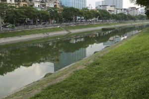 Xả hơn 1 triệu khối nước hồ Tây ra sông Tô Lịch