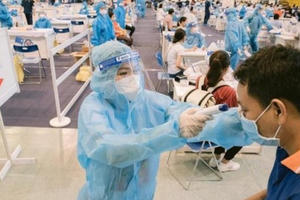 Tin Covid-19 ngày 21/7: Thêm 5.357 ca mắc, TPHCM vẫn nhiều nhất với 3.556 ca