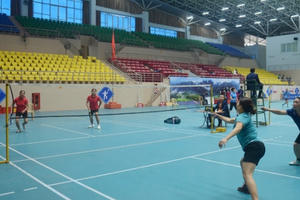 Gần 300 vận động viên tham gia Giải cầu lông, bóng bàn các câu lạc bộ tỉnh Lào Cai