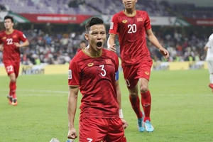 Tuyển Việt Nam vào vòng 1/8: May mắn hay xứng đáng?