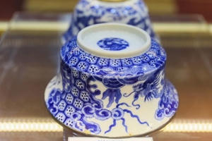 Ngắm cổ vật hoàng cung, hiểu thêm về văn hóa cung đình Huế