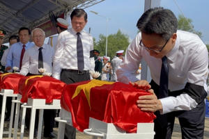 Tổ chức lễ viếng, truy điệu, an táng 28 liệt sỹ đặc công Rừng Sác