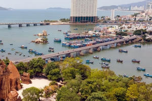 Cầu hơn 50 năm tuổi ở Nha Trang sắp bị phá dỡ Cầu hơn 50 năm tuổi ở Nha Trang sắp bị phá dỡ