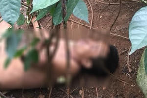 Phát hiện thi thể người đàn ông trong tình trạng lõa thể