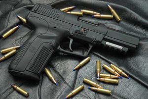 Sử dụng vũ khí phải ghi vào sổ theo dõi Sử dụng vũ khí phải ghi vào sổ theo dõi