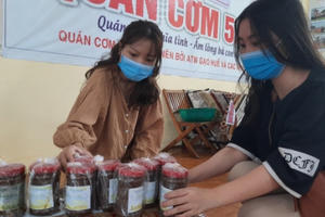 Ấm lòng tình người giữa đại dịch