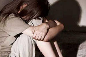 "Kỳ án hiếp dâm": Bị cáo kêu oan bỗng từ chối luật sư bào chữa?