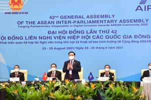 AIPA-42 bắt đầu chương trình nghị sự