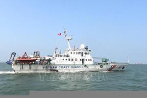 Điểm tựa cho ngư dân vươn khơi bám biển