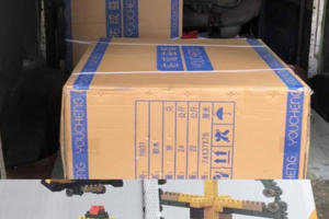 Xử phạt xe "luồng xanh" chở đồ chơi trẻ em không rõ nguồn gốc