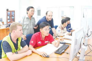 Tránh kẽ hở trong quy định pháp luật liên quan đến người nước ngoài Tránh kẽ hở trong quy định pháp luật liên quan đến người nước ngoài