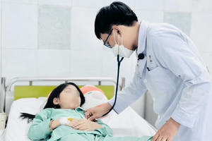 Hai chị em dương tính với cần sa sau khi ăn kẹo không rõ nguồn gốc