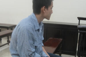 Thiếu nữ 16 tuổi khai man tuổi để được “quan hệ” với bạn trai?