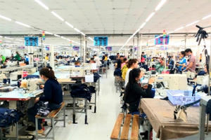 Tạm dừng đóng BHXH đối với doanh nghiệp gặp khó khăn do dịch Covid-19