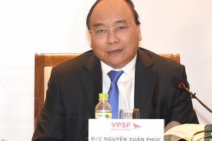 Thủ tướng muốn doanh nghiệp tư nhân "nhổ neo, ra khơi" đến "bến đỗ an toàn"