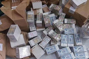 Dịch vụ đổi tiền mới “nóng” từng ngày