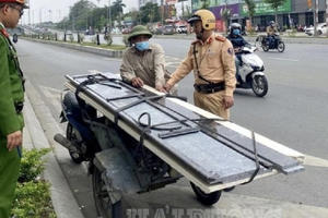 Hải Phòng: Rà soát, xử lý nghiêm các phương tiện giao thông tự chế Hải Phòng: Rà soát, xử lý nghiêm các phương tiện giao thông tự chế