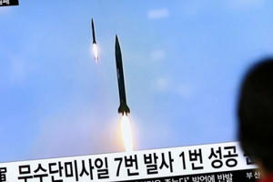 Sau tuyên bố không sợ Mỹ, Triều Tiên tiếp tục phóng tên lửa