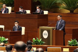 Thủ tướng Chính phủ: Dự kiến cả năm đạt và vượt 8/12 chỉ tiêu đề ra