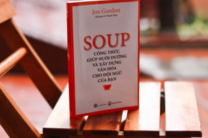 Cố vấn tài chính người Mỹ Jon Gordon tiết lộ bí quyết "trăm trận trăm thắng" trong "Soup"