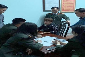 Công an triệu tập cô gái đăng tin người về từ Hàn Quốc nhiễm virus Corona