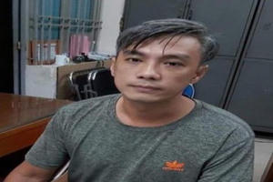 Bắt giam cha dượng bạo hành bé gái 4 tuổi ở TP HCM