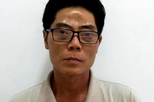 Bắt giữ nghi phạm trong vụ bé gái 5 tuổi tử vong bên gò đất