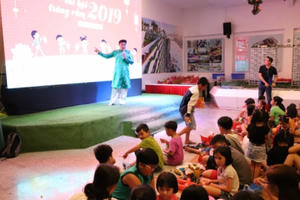 Vui nhộn đêm rước đèn Trung thu tại Diamond Lotus Riverside