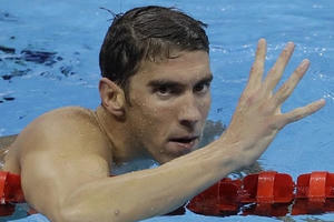 Michael Phelps phá kỉ lục, giành HCV thứ 4 tại Olympic Rio 2016