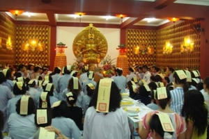 Dâng sao giải hạn - đừng làm xấu một phong tục đẹp