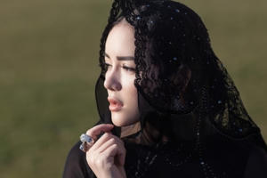 Lý Nhã Kỳ mang cả hồn xưa mộng mị với  BST haute couture