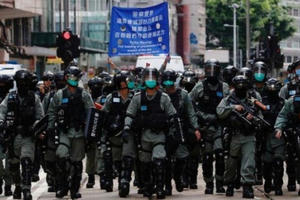 Ngày đầu Luật an ninh quốc gia tại Hong Kong: 370 người bị bắt giữ