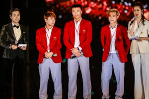 Nguyên Khang: Thầy Seo thân thiện, Tiến Dũng thông minh, Văn Toàn lém lỉnh