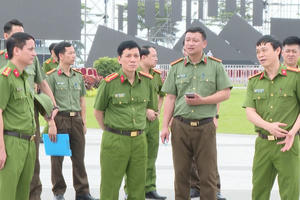 Siết chặt công tác an ninh, trật tự trong Lễ hội du lịch biển Sầm Sơn năm 2024 Siết chặt công tác an ninh, trật tự trong Lễ hội du lịch biển Sầm Sơn năm 2024