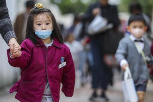 Chống dịch Covid-19, có nên cho học sinh nghỉ học đến hết tháng 3?