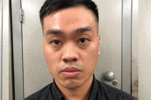 Khởi tố đối tượng lừa chạy thi tuyển công chức vào Tổng cục Thuế Khởi tố đối tượng lừa chạy thi tuyển công chức vào Tổng cục Thuế