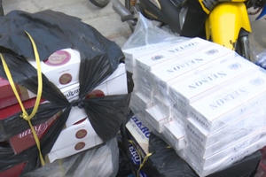 An Giang: Bắt quả tang điểm tập kết 8.500 bao thuốc lá ngoại nhập lậu